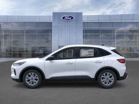 New 2025 Ford Escape Active image 3