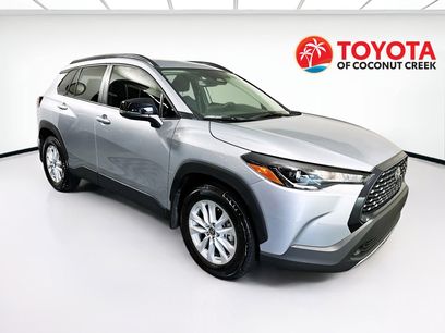 Used 2025 Toyota Corolla Cross LE w/ Moonroof Package