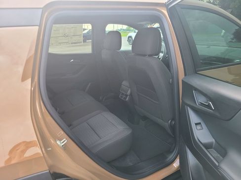 New 2027 Chevrolet Equinox LT FWD image 15