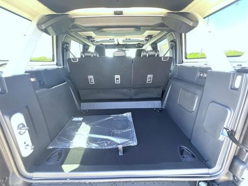 New 2026 Ford Bronco Badlands AWD/4WD image 16