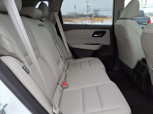 Certified 2023 Nissan Rogue SV w/ SV Premium Package image 6