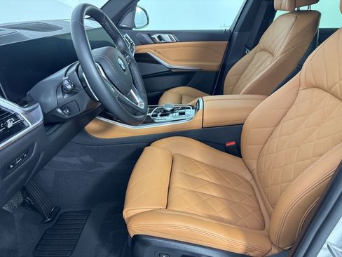 Used 2026 BMW X5 xDrive40i image 11