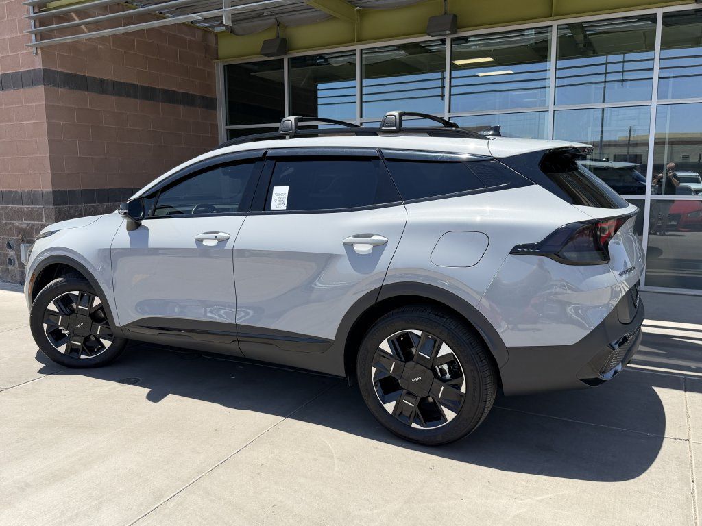 Used 2025 Kia Sportage X-Line w/ Premium Package AWD/4WD image 5