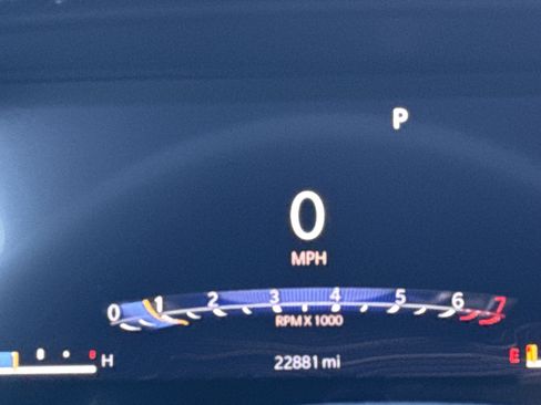 Used 2023 Jeep Grand Cherokee L Laredo image 20