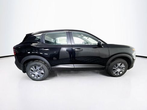 New 2026 Nissan Kicks S image 4