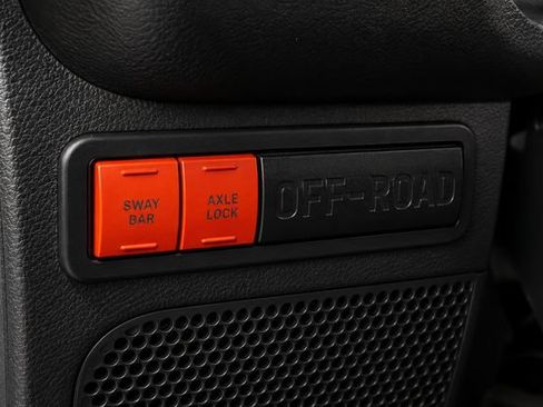 Used 2013 Jeep Wrangler Unlimited Rubicon AWD/4WD image 22