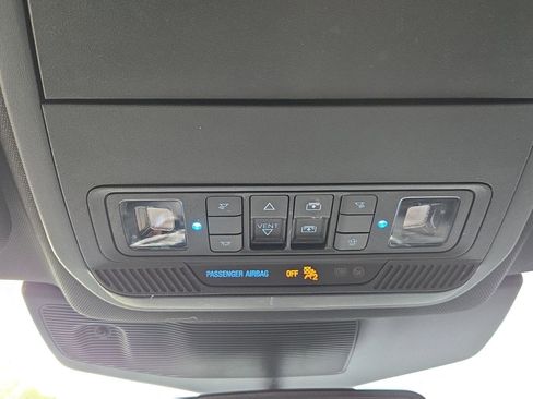 Used 2024 Ford Explorer ST-Line w/ Class IV Trailer Tow Package AWD/4WD image 27