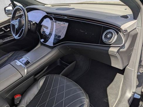 Certified 2023 Mercedes-Benz EQS 580 4MATIC SUV image 18