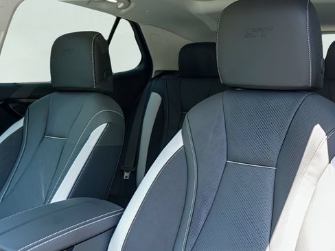 New 2026 Buick Envision Sport Touring AWD/4WD image 11