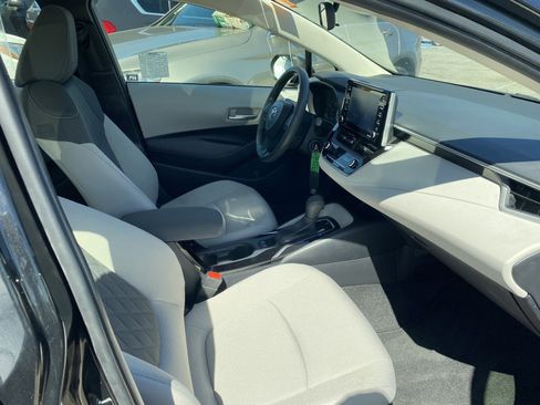 Used 2021 Toyota Corolla LE w/ Carpet Mat Package (TMS) FWD image 15