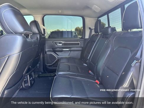Used 2022 RAM 1500 Laramie AWD/4WD image 12