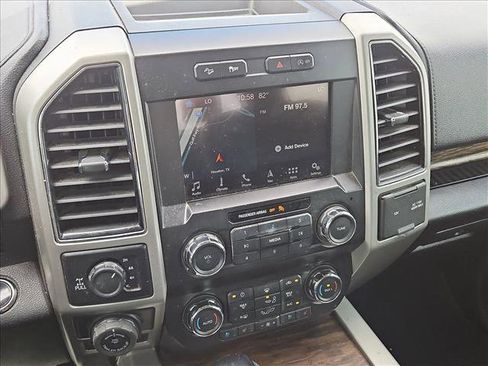 Used 2019 Ford F150 Lariat image 14