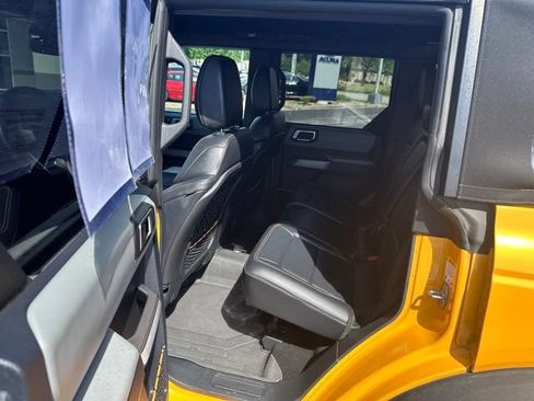 Used 2022 Ford Bronco Badlands w/ Sasquatch Package AWD/4WD image 15