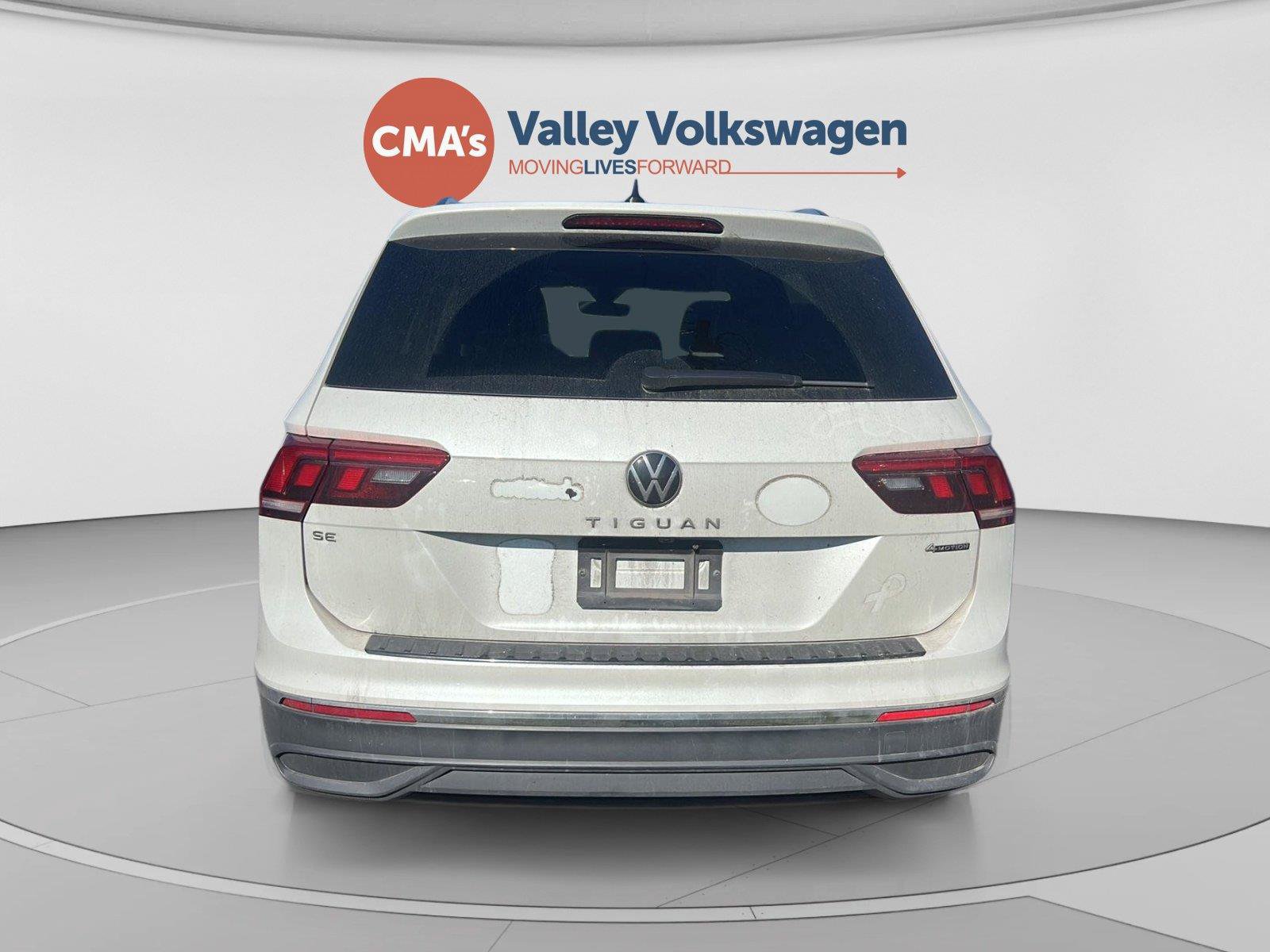 Used 2023 Volkswagen Tiguan SE AWD/4WD image 4