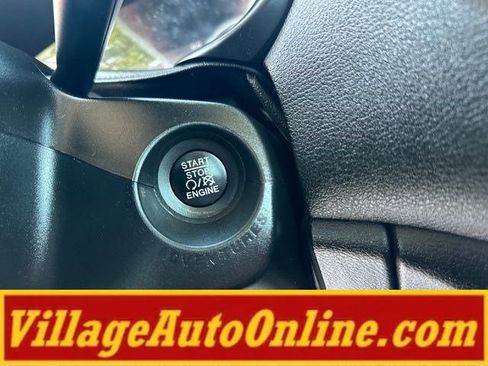 Used 2015 Jeep Renegade Trailhawk w/ Popular Equipment Group AWD/4WD image 26
