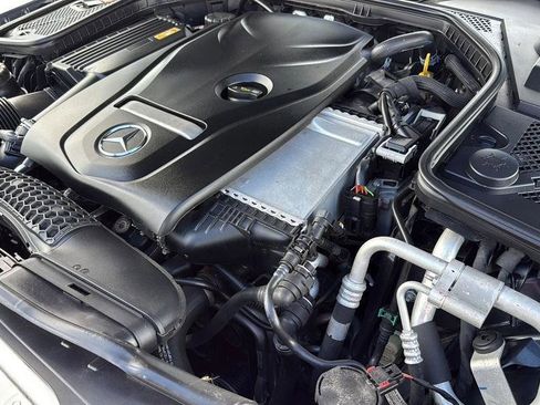 Used 2015 Mercedes-Benz C 300 Sedan image 20