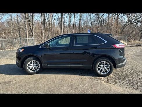 Certified 2023 Ford Edge SEL w/ Convenience Package AWD/4WD image 6