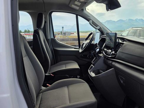 Used 2024 Ford Transit 350 XLT RWD image 11