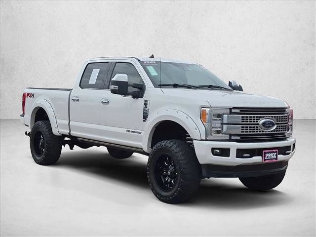 Used 2019 Ford F350 Platinum w/ Platinum Ultimate Package AWD/4WD image 3