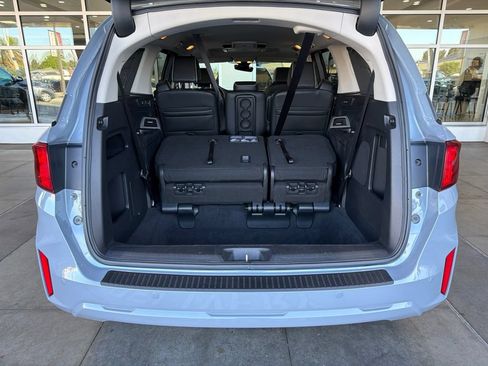 Used 2025 Honda Odyssey Touring image 15