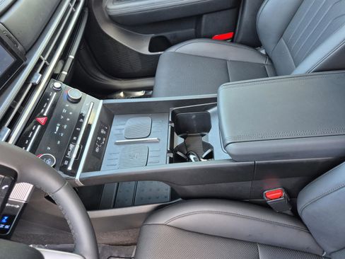 Certified 2024 Hyundai Santa Fe XRT AWD/4WD image 26