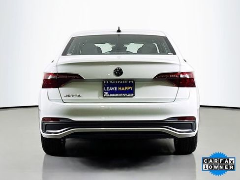 Certified 2024 Volkswagen Jetta Sport image 6