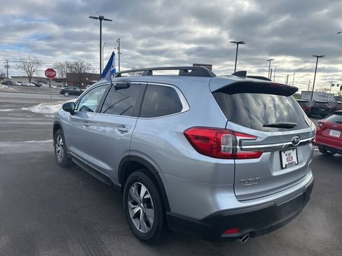 Certified 2025 Subaru Ascent Premium image 4