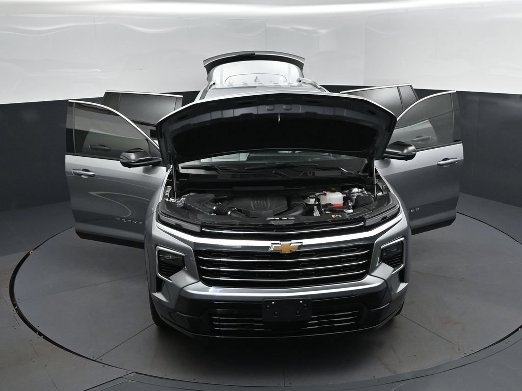 Used 2025 Chevrolet Traverse High Country w/ LPO, Floor Liner Package FWD image 51