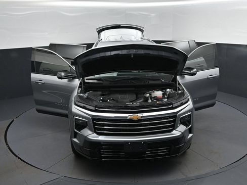 Used 2025 Chevrolet Traverse High Country w/ LPO, Floor Liner Package FWD image 51