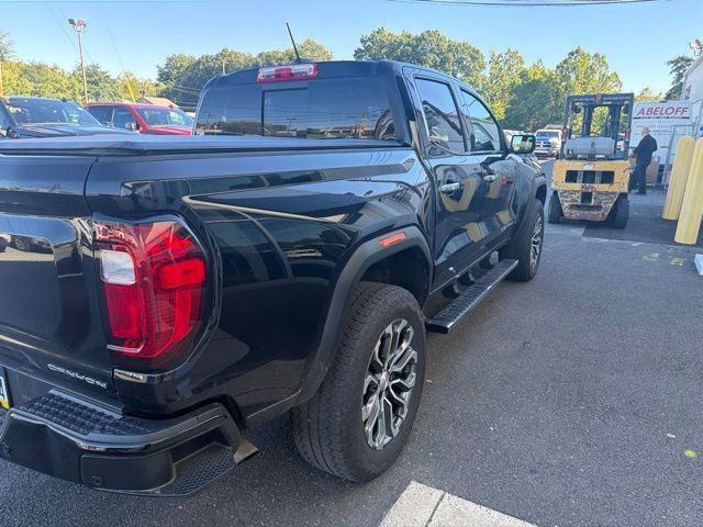 Used 2023 GMC Canyon Denali AWD/4WD image 4