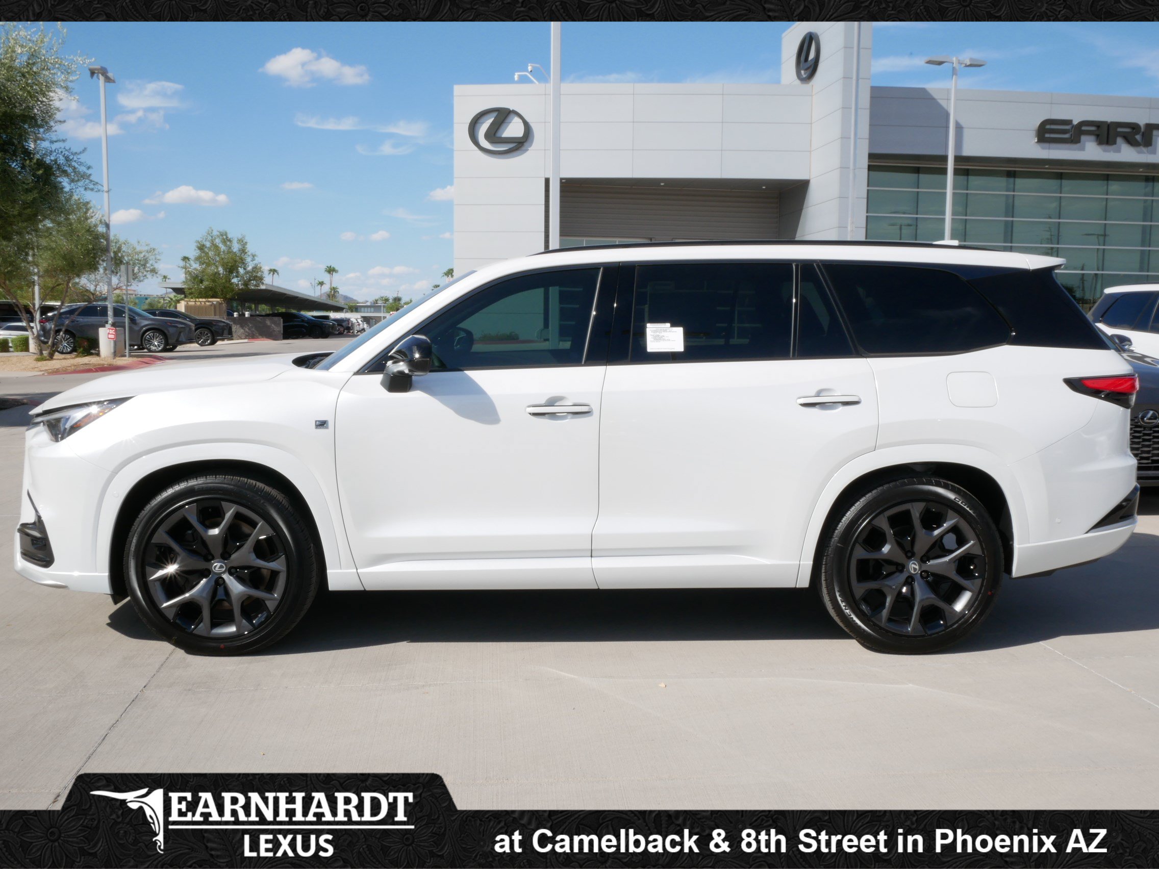 New 2026 Lexus TX 500h AWD w/ Technology Package image 5