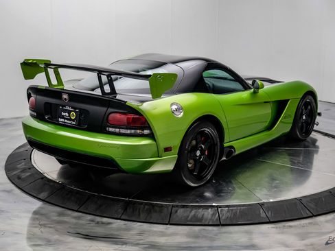 Used 2010 Dodge Viper ACR RWD image 21