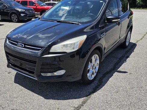 Used 2015 Ford Escape Titanium image 2
