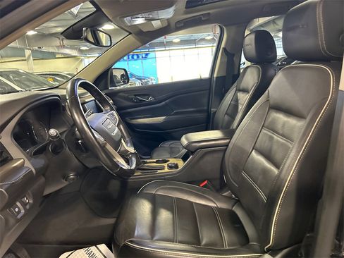 Used 2019 GMC Acadia Denali w/ Technology Package image 10