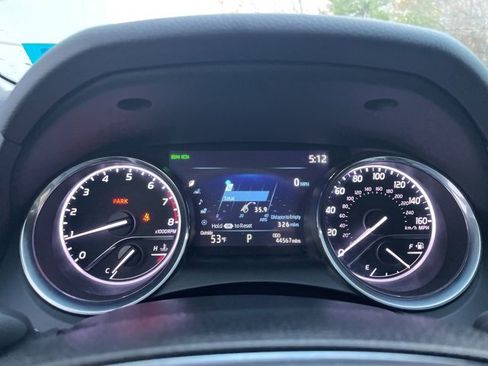 Used 2019 Toyota Camry XLE image 18