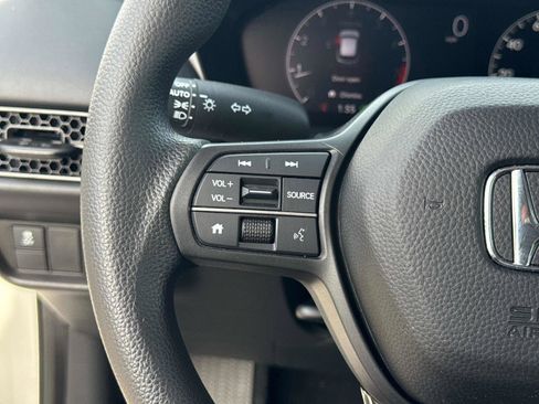 Certified 2023 Honda HR-V LX image 30