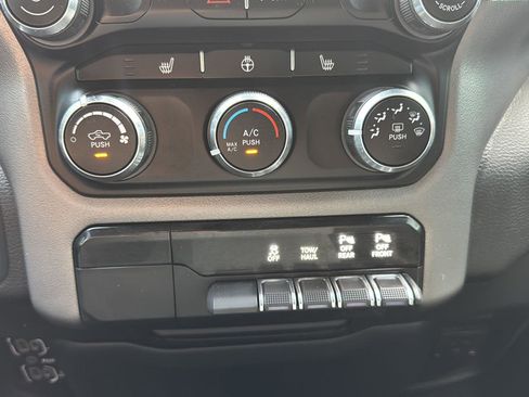 Used 2024 RAM 1500 Lone Star image 25