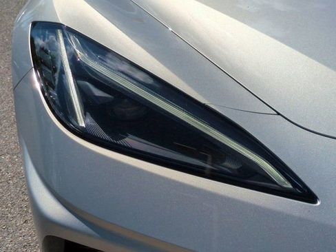 Used 2023 Chevrolet Corvette Stingray Premium Cpe w/ LPO, Roadside Safety Package image 9