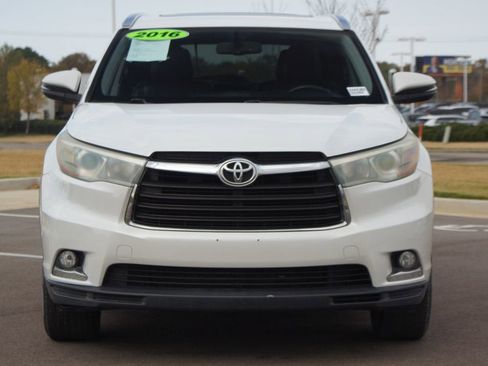 Used 2016 Toyota Highlander Limited image 18