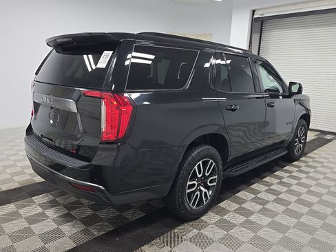 Used 2023 GMC Yukon AT4 w/ Technology Package AWD/4WD image 2