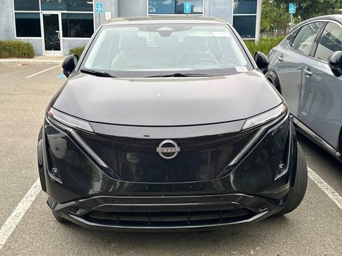 Certified 2023 Nissan Ariya FWD image 3