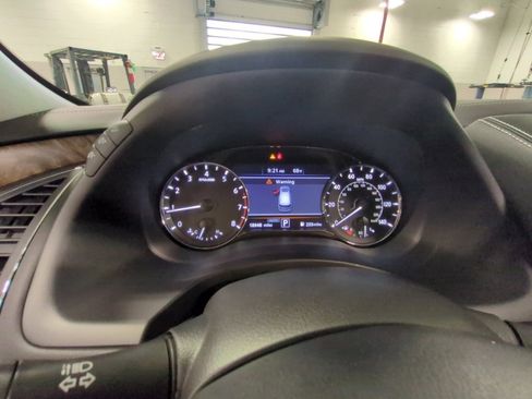 Used 2023 INFINITI QX80 Premium Select w/ Cargo Package image 14