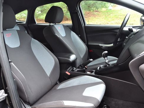 Used 2014 Ford Focus ST image 17