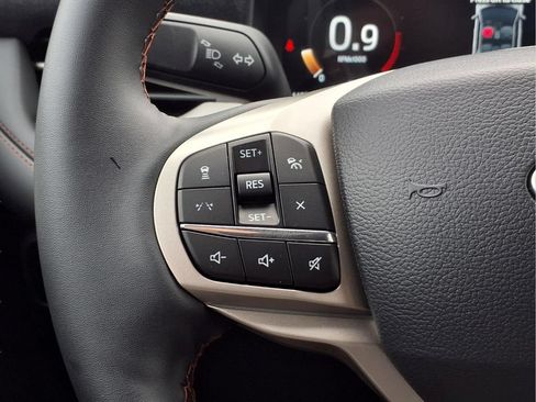 New 2026 Ford Explorer Active AWD/4WD image 13