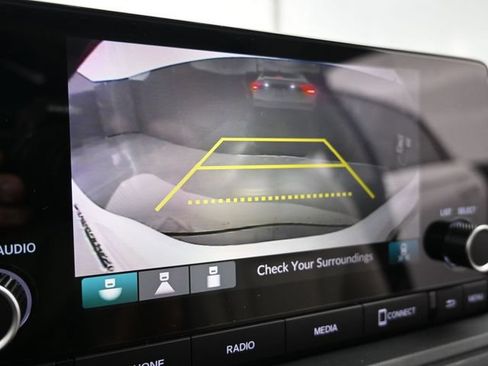 Used 2025 Honda Accord SE image 26