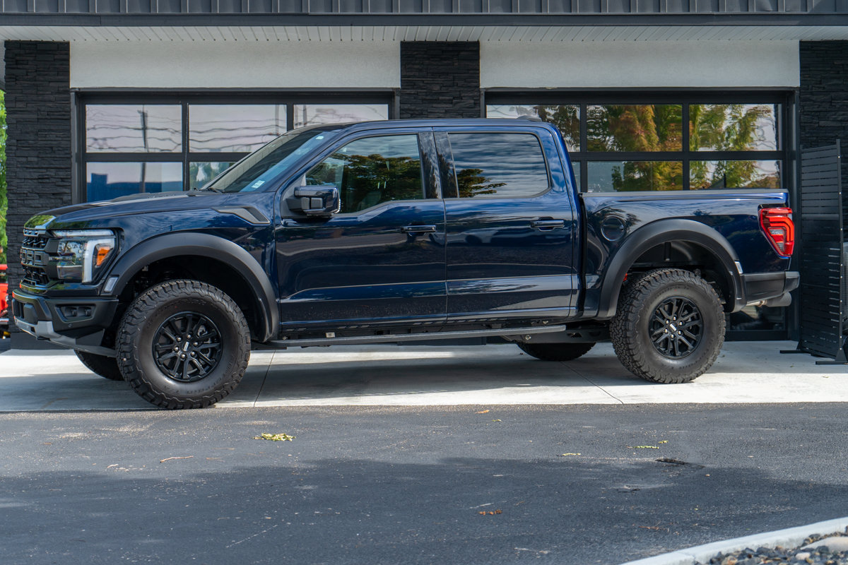 Used 2026 Ford F150 Raptor AWD/4WD image 3