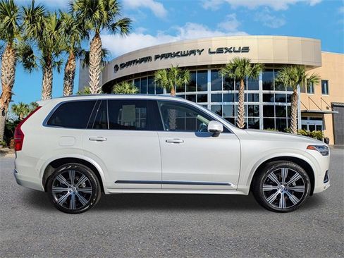 Used 2022 Volvo XC90 T6 Inscription w/ Advanced Package image 4