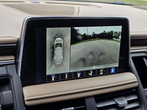 Used 2023 Chevrolet Tahoe Premier RWD image 18