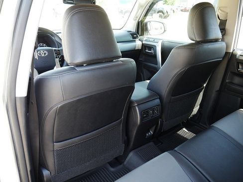 Used 2020 Toyota 4Runner SR5 Premium w/ Moonroof Package AWD/4WD image 15