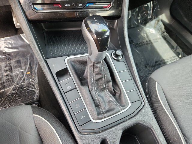 Used 2025 Volkswagen Jetta Sport FWD image 20